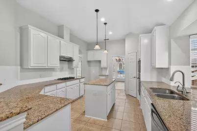 4502 Warbler Lane, Garland, TX 75043 - Photo 6