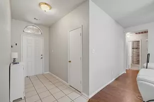 1028 Cedar Ridge Ln, Burleson, TX 76028 - Photo 4