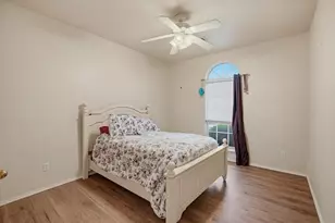 1028 Cedar Ridge Ln, Burleson, TX 76028 - Photo 20