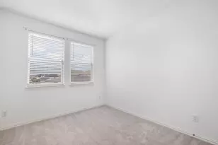 4611 Smokey Quartz Ln, Arlington, TX 76005 - Photo 32
