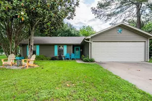 128 Hilltop Dr, Trinidad, TX 75163 - Photo 2