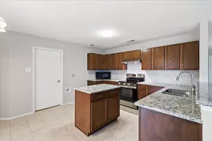 2308 Shadabury Dr, Little Elm, TX 75068 - Photo 10