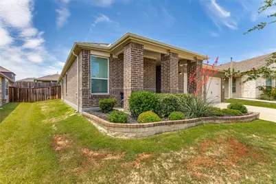 8721 Sleepy Daisy Drive, Fort Worth, TX 76131 - Photo 2