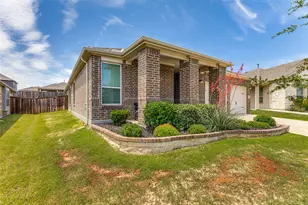 8721 Sleepy Daisy Dr, Fort Worth, TX 76131 - Photo 2