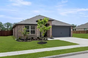 1633 Elle Ln, Aubrey, TX 76227 - Photo 2