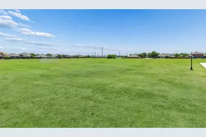 7258 Mirada, Grand Prairie, TX 75054 - Photo 32