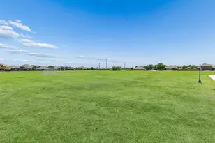 7258 Mirada, Grand Prairie, TX 75054 - Photo 32