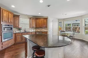7258 Mirada, Grand Prairie, TX 75054 - Photo 10