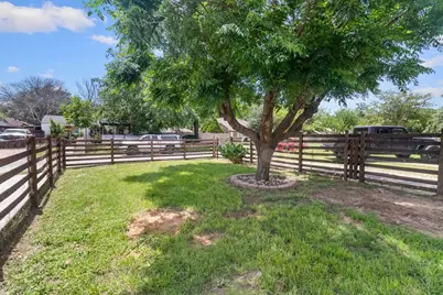 3939 E 4th Street, Fort Worth, TX 76111 - Photo 28