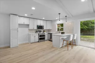 13 Eastlane Pl, Plano, TX 75074 - Photo 10