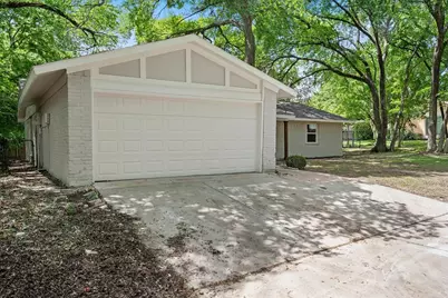 13 Eastlane Place, Plano, TX 75074 - Photo 2