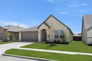 215 Van Horn Dr, Terrell, TX 75160 - Photo 2