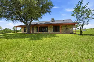 573 County Rd 3592, Paradise, TX 76073 - Photo 2