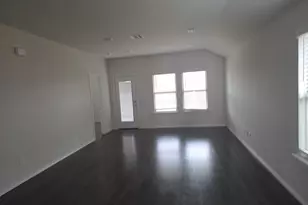 2553 Russell St, Crandall, TX 75114 - Photo 2