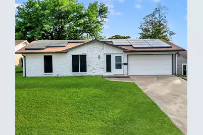 1804 Fernwood Circle, Carrollton, TX 75006 - Photo 2