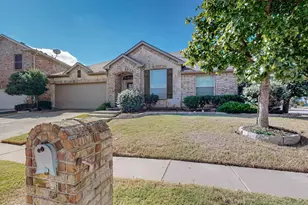 14609 Frisco Ranch Dr, Little Elm, TX 75068 - Photo 2
