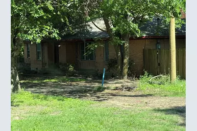 210 W Bear Creek Road, Glenn Heights, TX 75154 - Photo 2