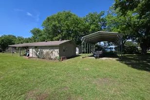 900 S 8th Ave, Teague, TX 75860 - Photo 38