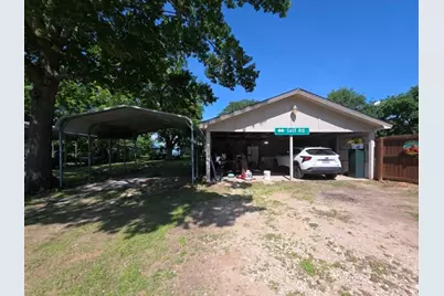 900 S 8th Avenue, Teague, TX 75860 - Photo 32