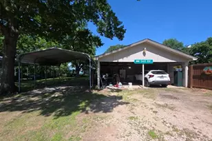 900 S 8th Ave, Teague, TX 75860 - Photo 32