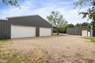 7401 County Rd 1204, Cleburne, TX 76031 - Photo 28