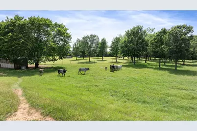 7401 County Road 1204, Cleburne, TX 76031 - Photo 40
