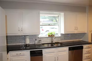 4900 Lake Hurst Dr, Waco, TX 76710 - Photo 8