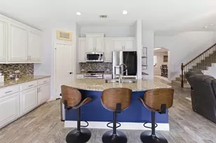 8100 Canyon Dr, Aubrey, TX 76227 - Photo 8