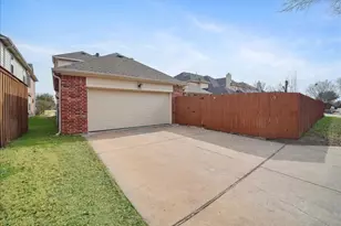 1121 Shearwater Ln, Garland, TX 75043 - Photo 24