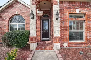 1121 Shearwater Ln, Garland, TX 75043 - Photo 2