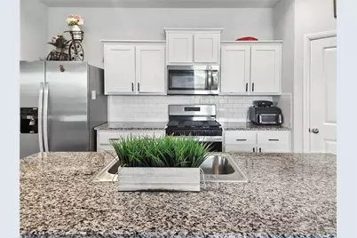8528 Berry Crest Street, Fort Worth, TX 76179 - Photo 6