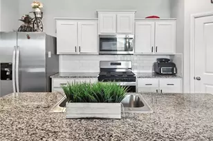 8528 Berry Crst St, Fort Worth, TX 76179 - Photo 6