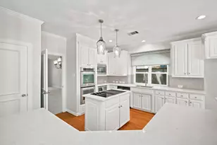 210 Highland Oaks Cir, Southlake, TX 76092 - Photo 10