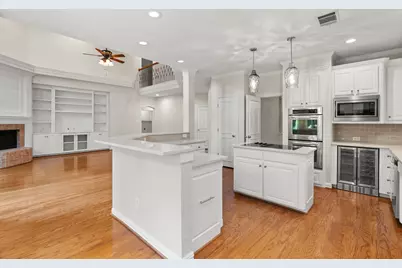 210 Highland Oaks Circle, Southlake, TX 76092 - Photo 8