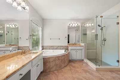 210 Highland Oaks Circle, Southlake, TX 76092 - Photo 12