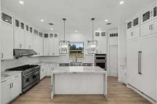 17327 Davenport Rd, Dallas, TX 75248 - Photo 2