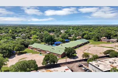 409 Roberts Avenue, Irving, TX 75060 - Photo 34