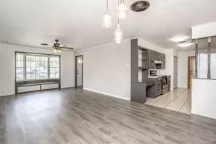 215 E Tennie St, Gainesville, TX 76240 - Photo 12