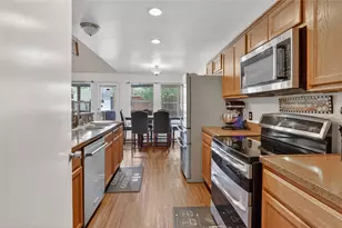 2206 Lapsley St, Dallas, TX 75212 - Photo 10