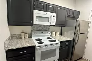 7340 Skillman St, Dallas, TX 75231 - Photo 10