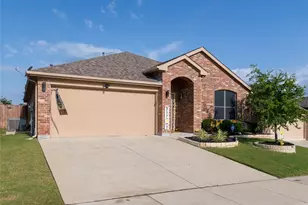 8413 Muddy Creek Dr, Fort Worth, TX 76131 - Photo 2