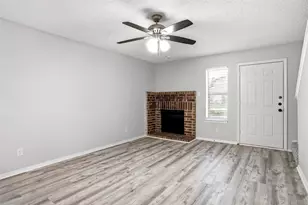 701 Wolftrap Dr, Denton, TX 76209 - Photo 2