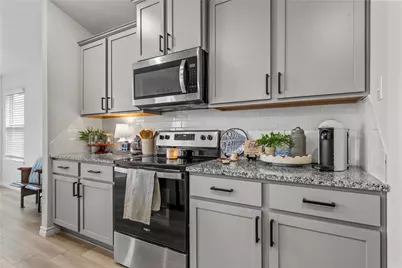5717 Berkley Heights Drive, Waco, TX 76708 - Photo 8
