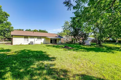 1909 Balla Way, Grand Prairie, TX 75051 - Photo 34