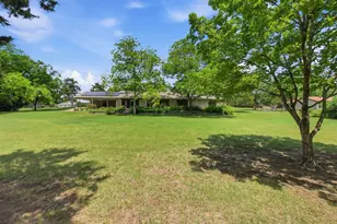 1014 Green Valley Ln, Duncanville, TX 75137 - Photo 32