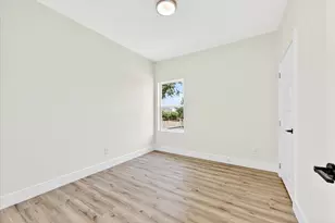 2505 Pennsylvania Ave, Dallas, TX 75215 - Photo 28