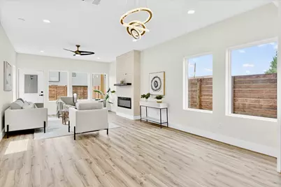 2505 Pennsylvania Avenue, Dallas, TX 75215 - Photo 12