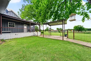 119 Avenue A, Walnut Springs, TX 76690 - Photo 30