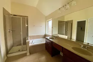 8133 Black Sumac Dr, Fort Worth, TX 76131 - Photo 10