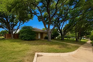 11103 Odette Ave, Dallas, TX 75228 - Photo 2